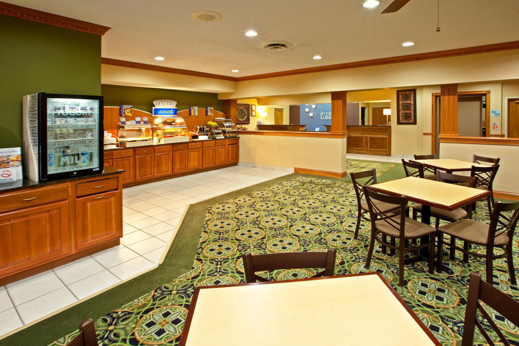 Holiday Inn Express Hotel & Suites Harrison Dış mekan fotoğraf