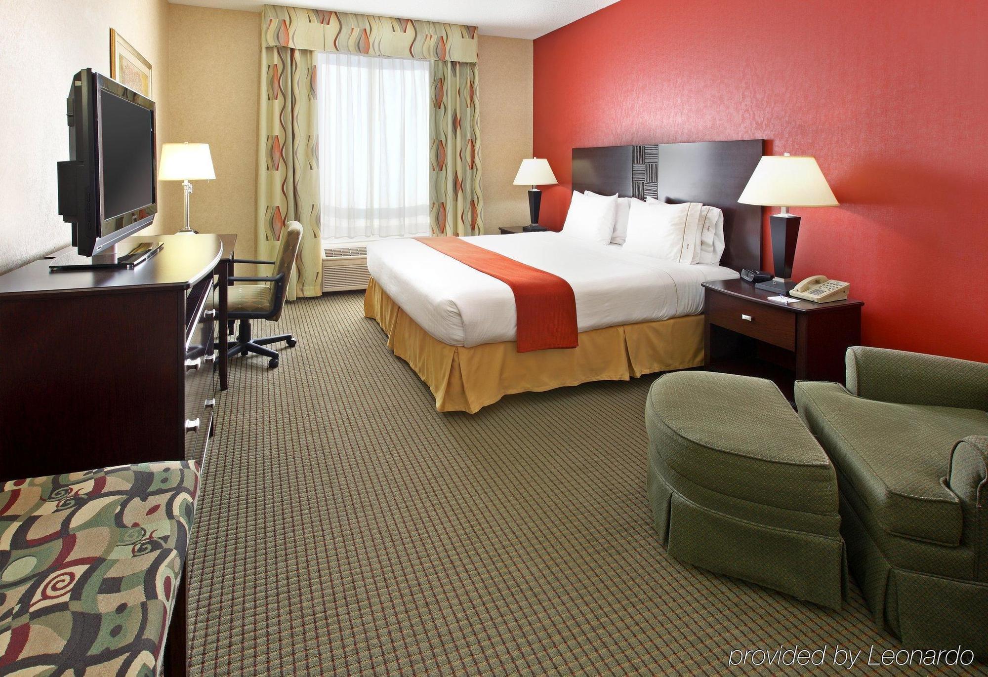 Holiday Inn Express Hotel & Suites Harrison Oda fotoğraf