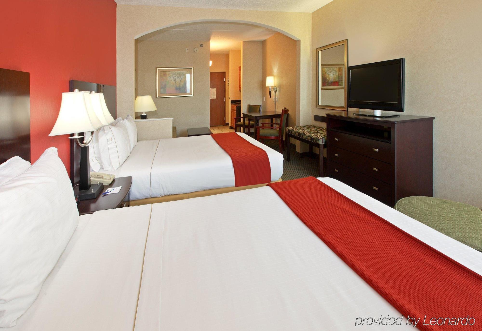 Holiday Inn Express Hotel & Suites Harrison Oda fotoğraf