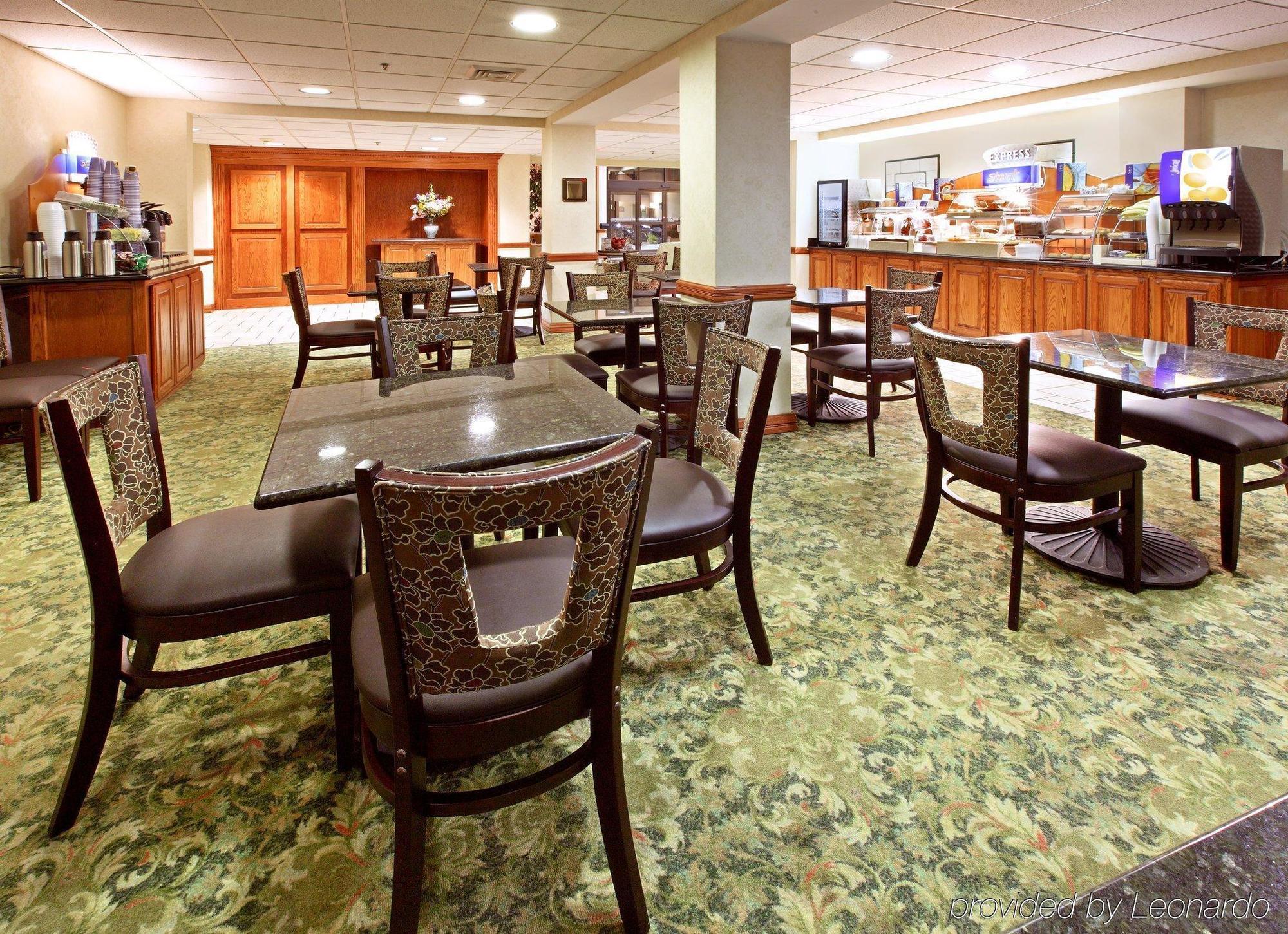 Holiday Inn Express Hotel & Suites Harrison Dış mekan fotoğraf